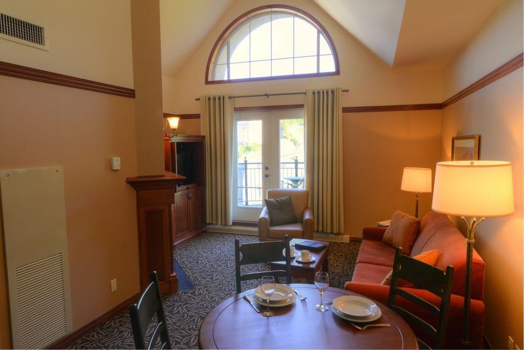 Sommet Des Neiges Hotell Mont-Tremblant Exteriör bild